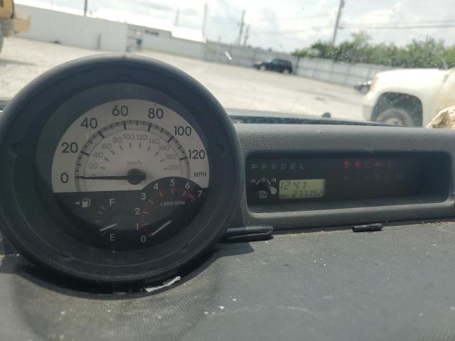 JTLKT324550215337 - 2005 TOYOTA SCION XB BLUE photo 9