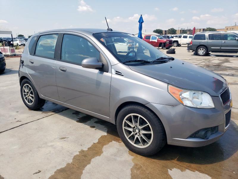 KL1TD66E19B635194 - 2009 CHEVROLET AVEO LS 灰色 照片 4