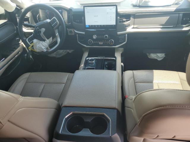 1FMJU1HTXNEA17536 - 2022 FORD EXPEDITION XLT WHITE photo 8