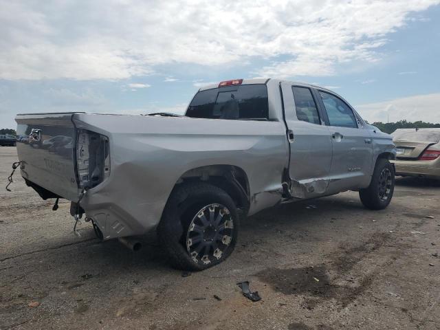 5TFRY5F10FX188662 - 2015 TOYOTA TUNDRA DOUBLE CAB SR/SR5 SILVER photo 3