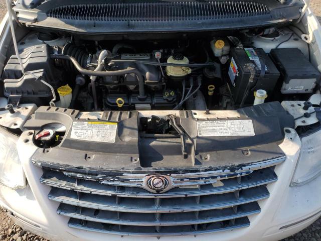 2C4GP54L85R433008 - 2005 CHRYSLER TOWN & COU TOURING WHITE photo 12