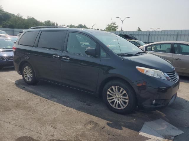 5TDYK3DC6ES453563 - 2014 TOYOTA SIENNA XLE BLACK photo 4