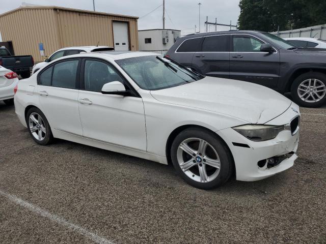 WBA3A5C53DF359681 - 2013 BMW 328 I WHITE photo 4