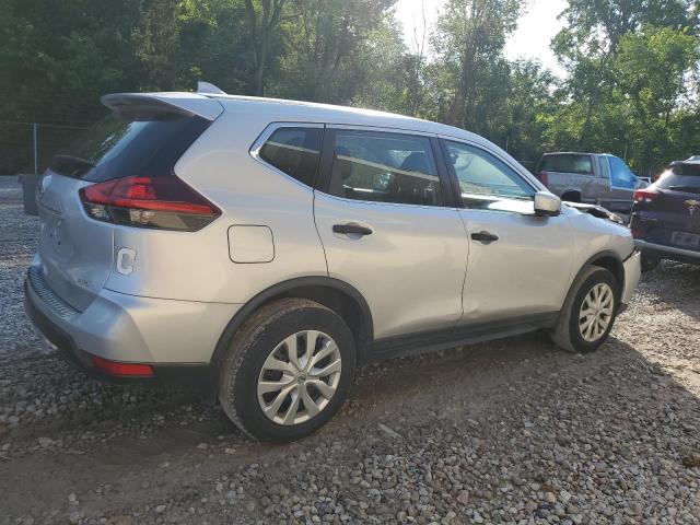 KNMAT2MV1JP506099 - 2018 NISSAN ROGUE S SILVER photo 3