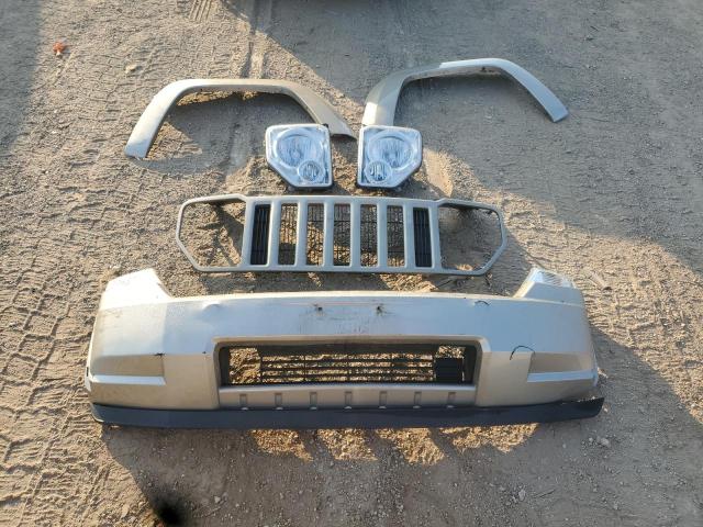 1J4PN2GK9BW535972 - 2011 JEEP LIBERTY SPORT BEIGE photo 12