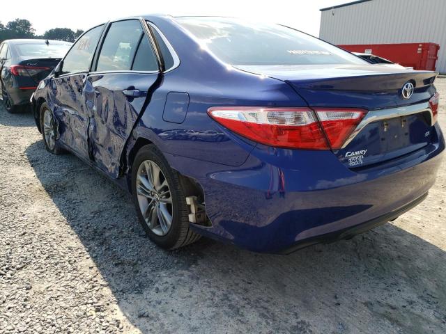 4T1BF1FK8FU883056 - 2015 TOYOTA CAMRY SE LE BLUE photo 2