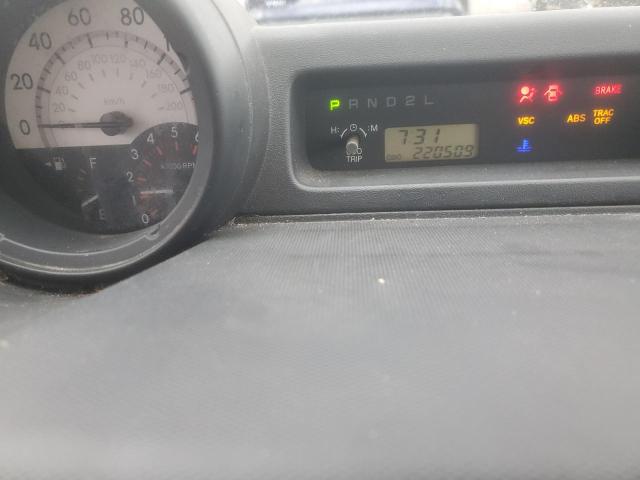 JTLKT324164043432 - 2006 TOYOTA SCION XB GRAY photo 9