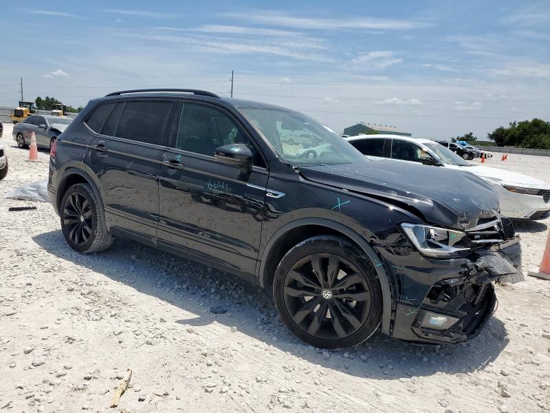 3VV3B7AX1LM123269 - 2020 VOLKSWAGEN TIGUAN SE 黑色 照片 4