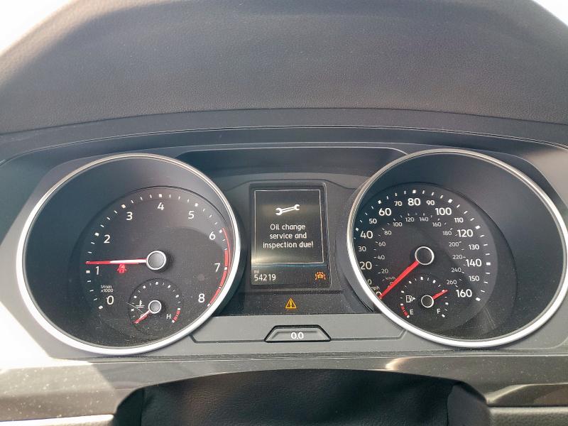 3VV3B7AX1LM123269 - 2020 VOLKSWAGEN TIGUAN SE 黑色 照片 9