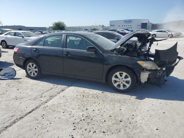 4T4BF3EK7BR145679 - 2011 TOYOTA CAMRY BASE Schwarz Foto 4