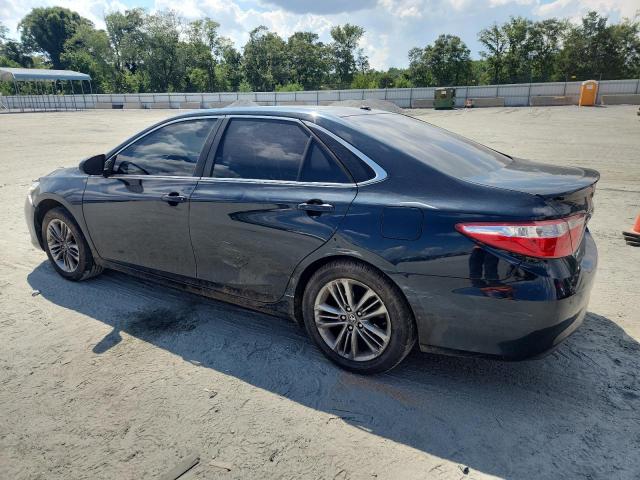 4T1BF1FK2GU173202 - 2016 TOYOTA CAMRY LE BLUE photo 2