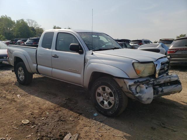 5TETU62N16Z305531 - 2006 TOYOTA TACOMA PRERUNNER ACCESS CAB SILVER photo 4