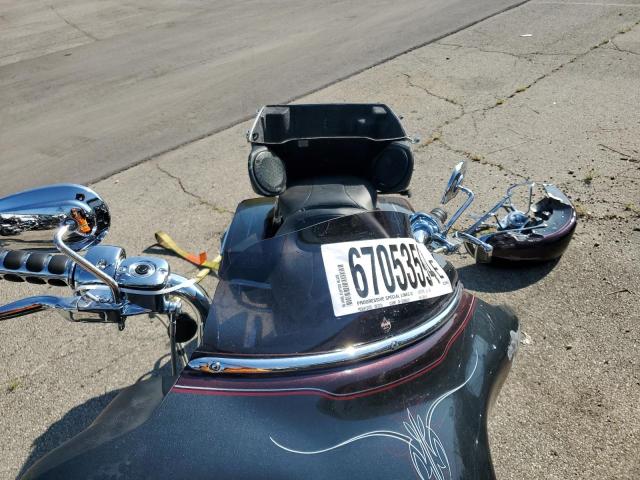 1HD1FCW155Y666119 - 2005 HARLEY-DAVIDSON FLHTCUI 黑色 照片 5