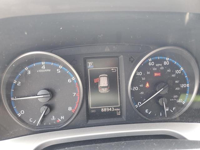 JTMZFREV8JJ734623 - 2018 TOYOTA RAV4 LE Կապույտ լուսանկար 9