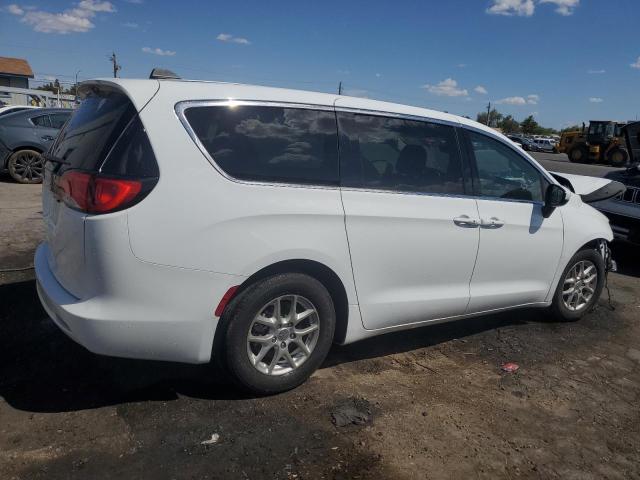 2C4RC1CG3PR616403 - 2023 CHRYSLER VOYAGER LX WHITE photo 3