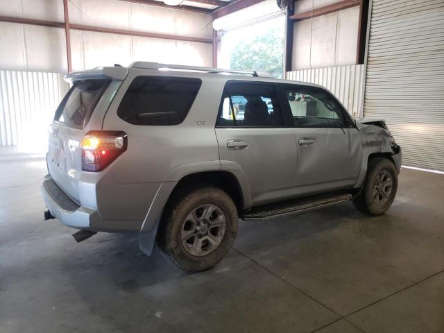 JTEZU5JRXG5136635 - 2016 TOYOTA 4RUNNER SR5 SILVER photo 3