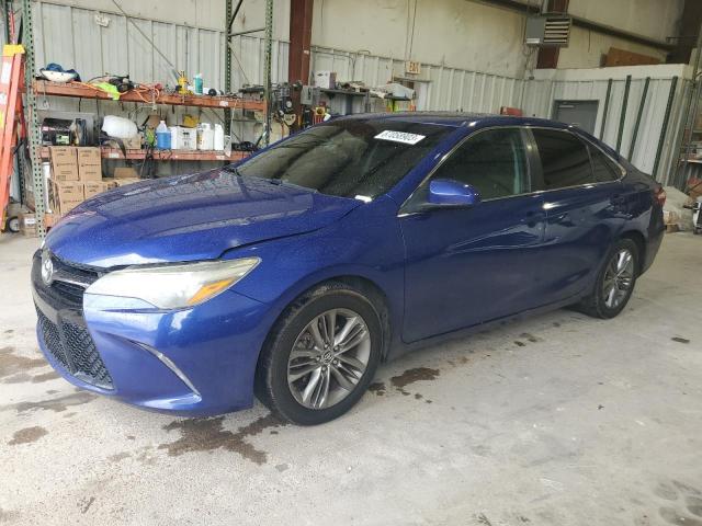 4T1BF1FK8FU957916 - 2015 TOYOTA CAMRY LE BLUE photo 1