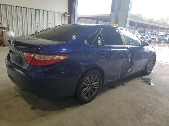 4T1BF1FK8FU957916 - 2015 TOYOTA CAMRY LE BLUE photo 3