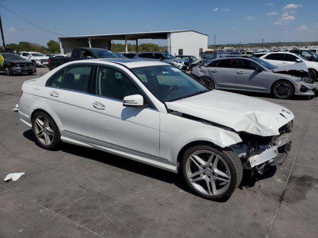 WDDGF5HB4DA860294 - 2013 MERCEDES-BENZ C 350 WHITE photo 4