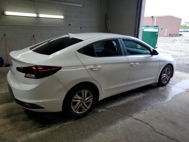 5NPD84LF4KH423879 - 2019 HYUNDAI ELANTRA SEL WHITE photo 3