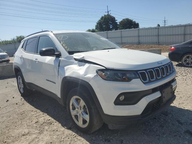 3C4NJDBN3PT561907 - 2023 JEEP COMPASS LATITUDE Blanc photo 4