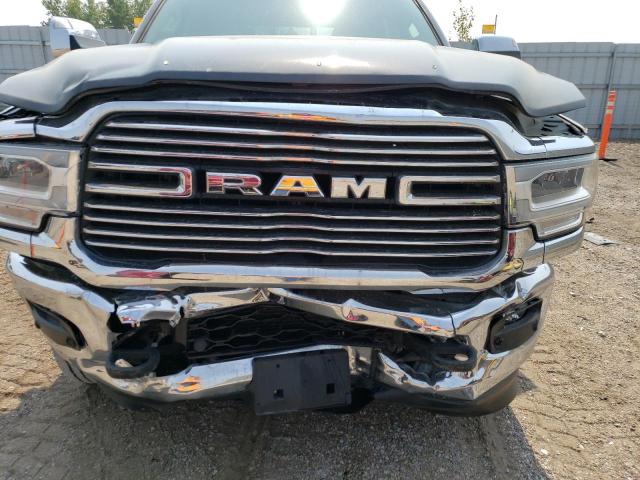 3C6UR5NLXNG319214 - 2022 RAM 2500 LARAMIE GRAY photo 11