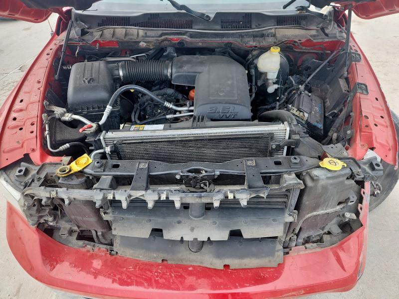 1C6RR6GG2GS299404 - 2016 RAM 1500 SLT RED photo 11