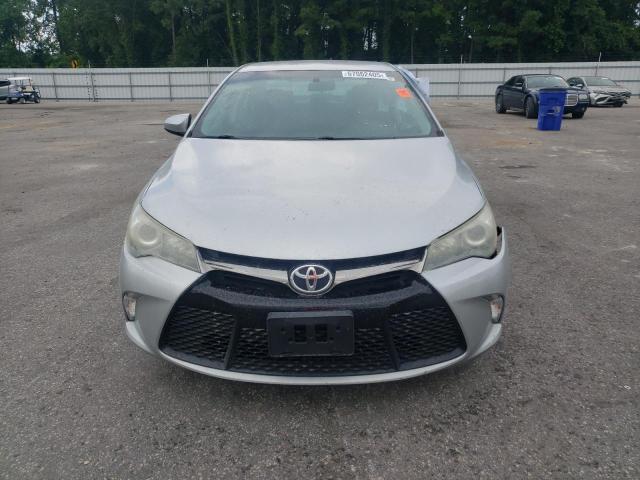 4T1BF1FK9FU029869 - 2015 TOYOTA CAMRY LE 银色 照片 5
