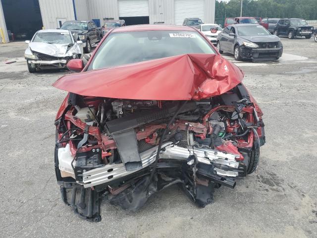 5YFEPRAE6LP108018 - 2020 TOYOTA COROLLA LE RED photo 5