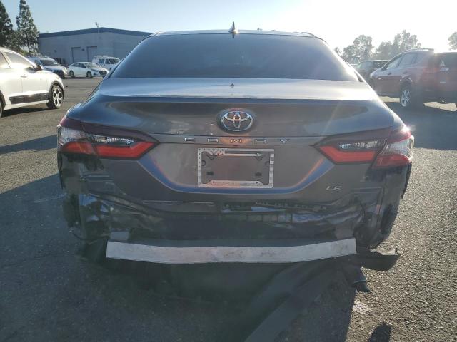 4T1R11AK3MU607742 - 2021 TOYOTA CAMRY LE GRAY photo 6