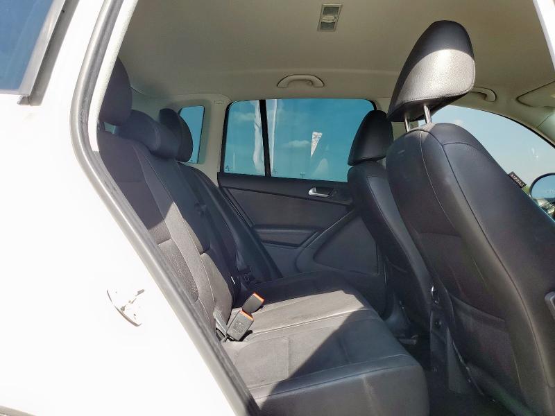 WVGAV3AX2EW543398 - 2014 VOLKSWAGEN TIGUAN S WHITE photo 11