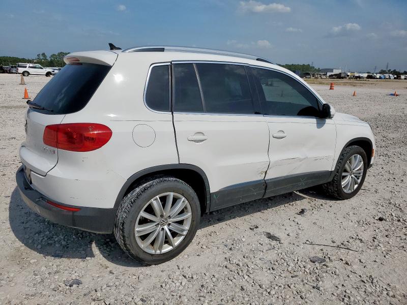 WVGAV3AX2EW543398 - 2014 VOLKSWAGEN TIGUAN S WHITE photo 3