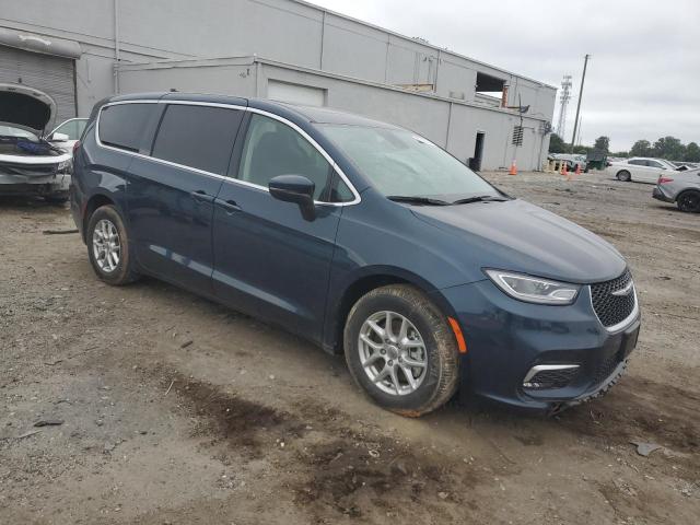 2C4RC1BG4PR508342 - 2023 CHRYSLER PACIFICA TOURING L BLUE photo 4
