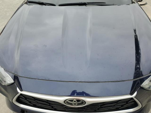 5TDGZRBH3NS573796 - 2022 TOYOTA HIGHLANDER XLE Mavi fotoğraf 12