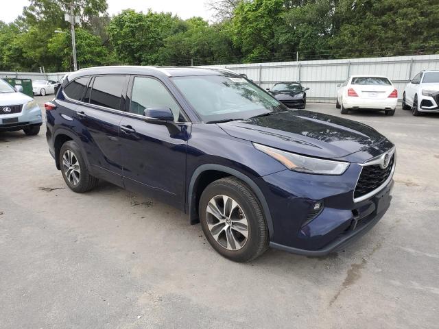 5TDGZRBH3NS573796 - 2022 TOYOTA HIGHLANDER XLE Mavi fotoğraf 4