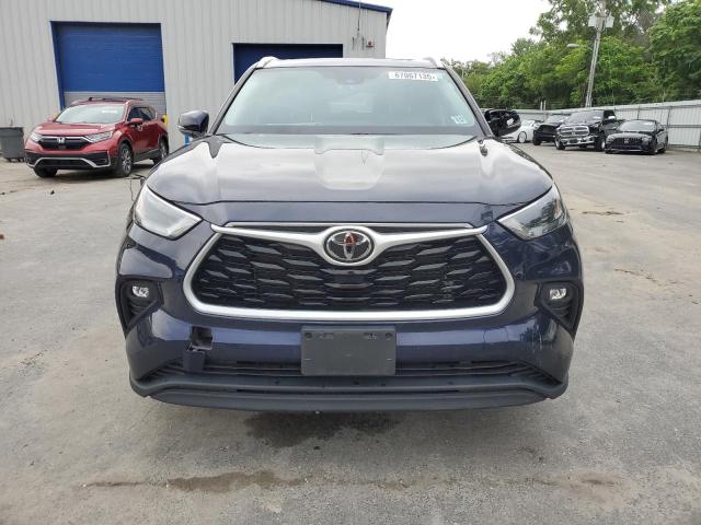 5TDGZRBH3NS573796 - 2022 TOYOTA HIGHLANDER XLE Mavi fotoğraf 5