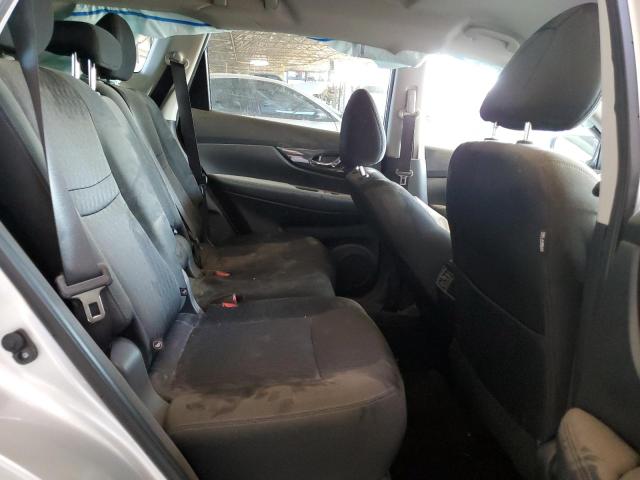 KNMAT2MT7JP596096 - 2018 NISSAN ROGUE S 银色 照片 10