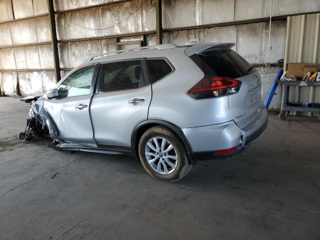 KNMAT2MT7JP596096 - 2018 NISSAN ROGUE S 银色 照片 2