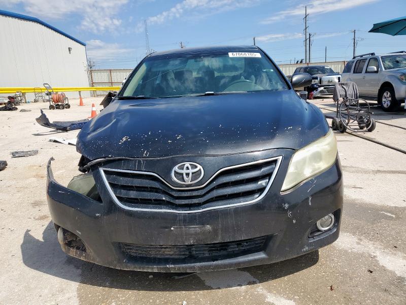 4T1BF3EKXAU537872 - 2010 TOYOTA CAMRY BASE Schwarz Foto 5