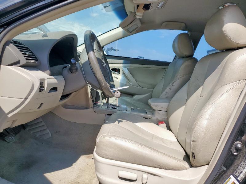 4T1BF3EKXAU537872 - 2010 TOYOTA CAMRY BASE Schwarz Foto 7