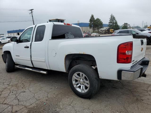 1GCRKREA8CZ141468 - 2012 CHEVROLET SILVERADO K1500 LS WHITE photo 2