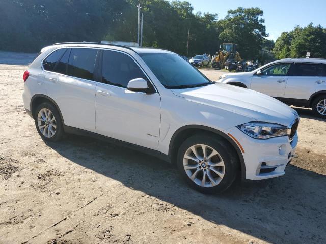 5UXKR0C54G0P25308 - 2016 BMW X5 XDRIVE35I WHITE photo 4