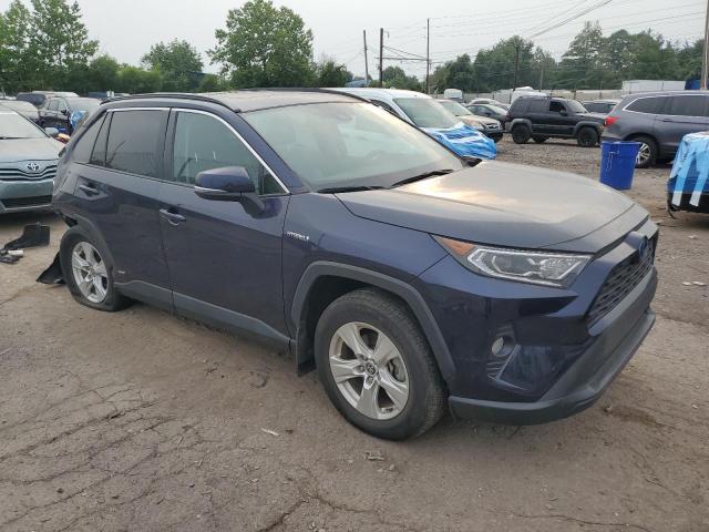 2T3RWRFV8MW121535 - 2021 TOYOTA RAV4 XLE 蓝色 照片 4