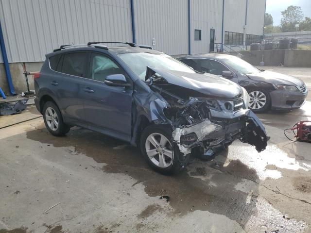 2T3WFREV9DW051855 - 2013 TOYOTA RAV4 XLE BLUE photo 4