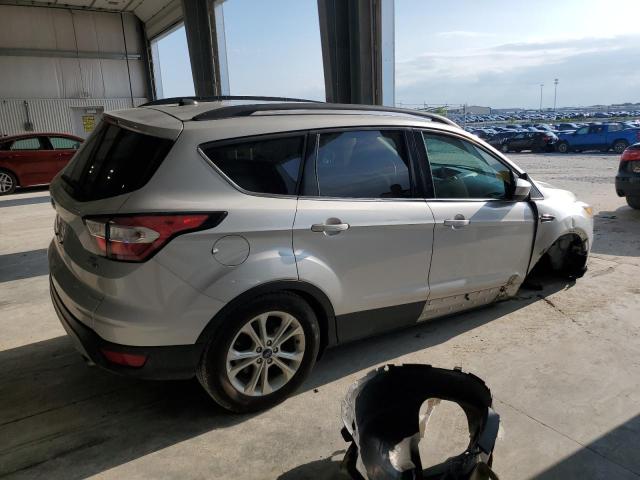 1FMCU9GD8JUB84155 - 2018 FORD ESCAPE SE 银色 照片 3