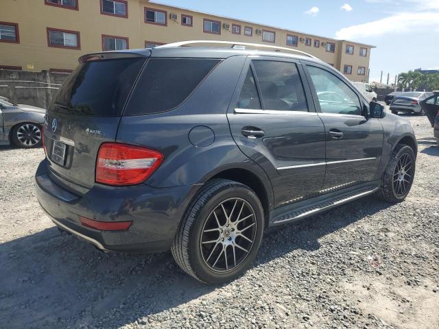 4JGBB8GB4BA732746 - 2011 MERCEDES-BENZ ML 350 4MATIC GRAY photo 3