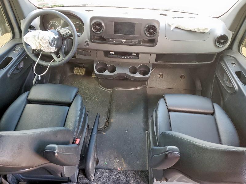 W1W4KCHY5RT168191 - 2024 MERCEDES-BENZ SPRINTER 2500 GRAY photo 8