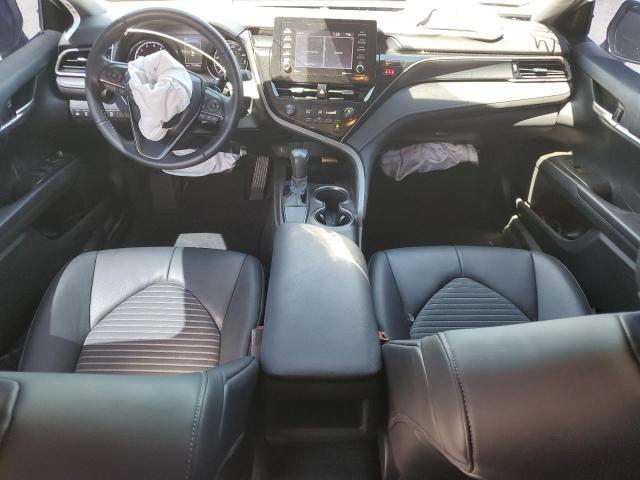 4T1G11AK4MU473492 - 2021 TOYOTA CAMRY SE WHITE photo 8