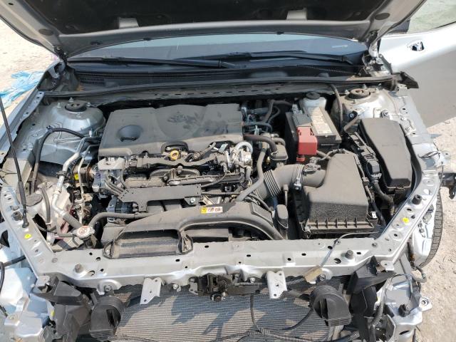 4T1C11AK2MU580443 - 2021 TOYOTA CAMRY LE SILVER photo 11