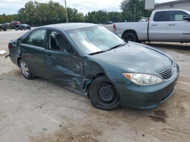 JTDBE32K263062291 - 2006 TOYOTA CAMRY LE GREEN photo 4